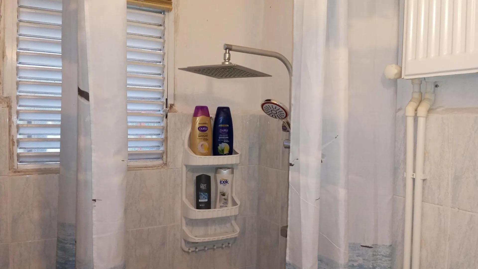 2 Bedroom Ground Floor Apartment Great Location Istanbul Turkey