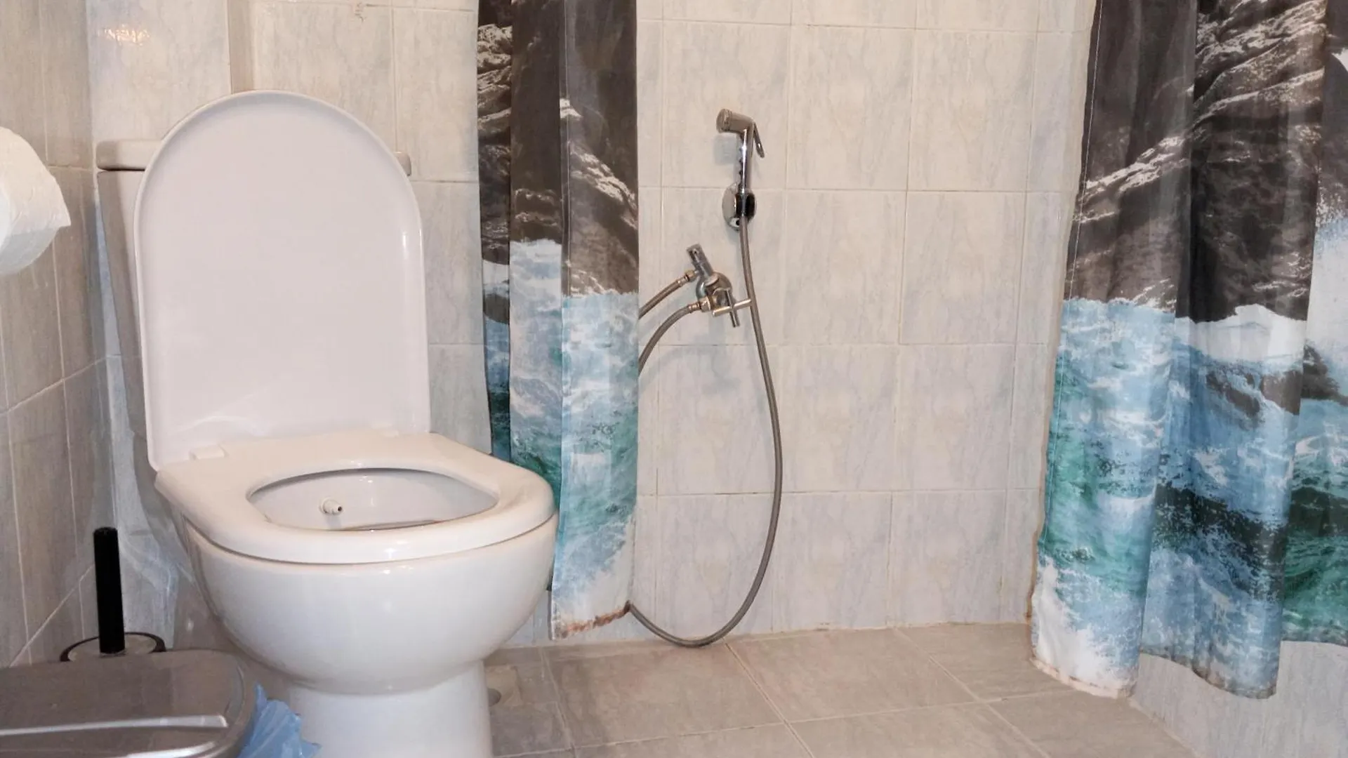 2 Bedroom Ground Floor Apartment Great Location Istanbul